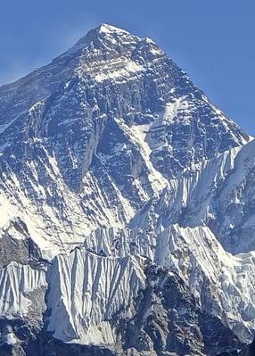 Mount_Everest_Southwest_Face,_November_2012